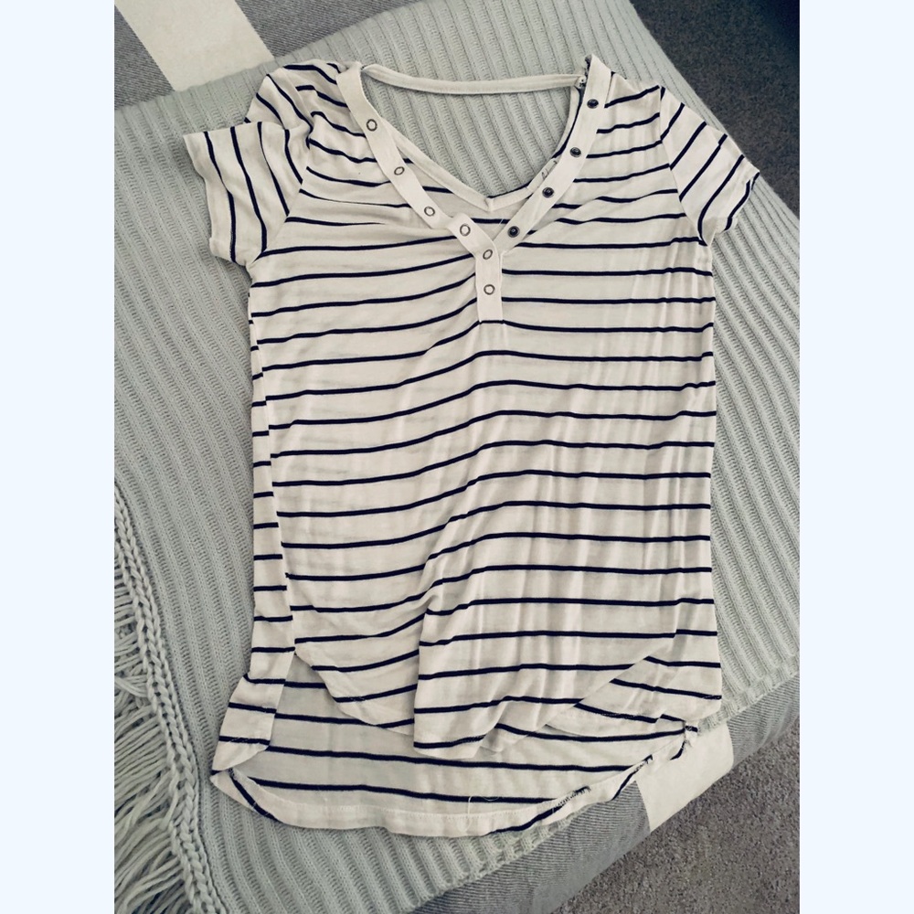 Glitz Striped Soft Vneck Buttoned Tee